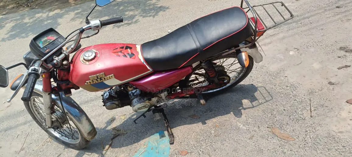 Hero 2004 Red