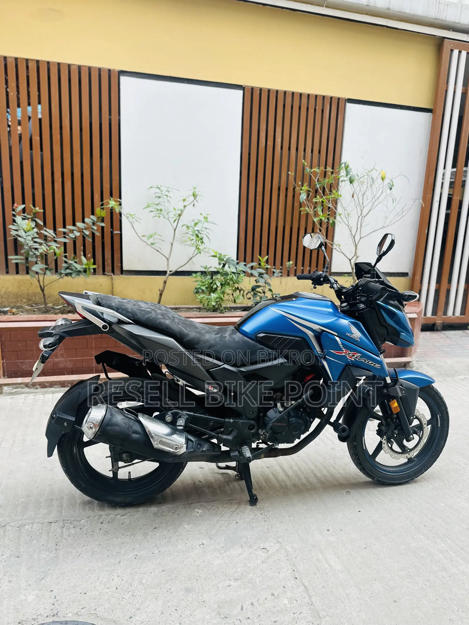 Honda X-Blade 160 2021 Blue