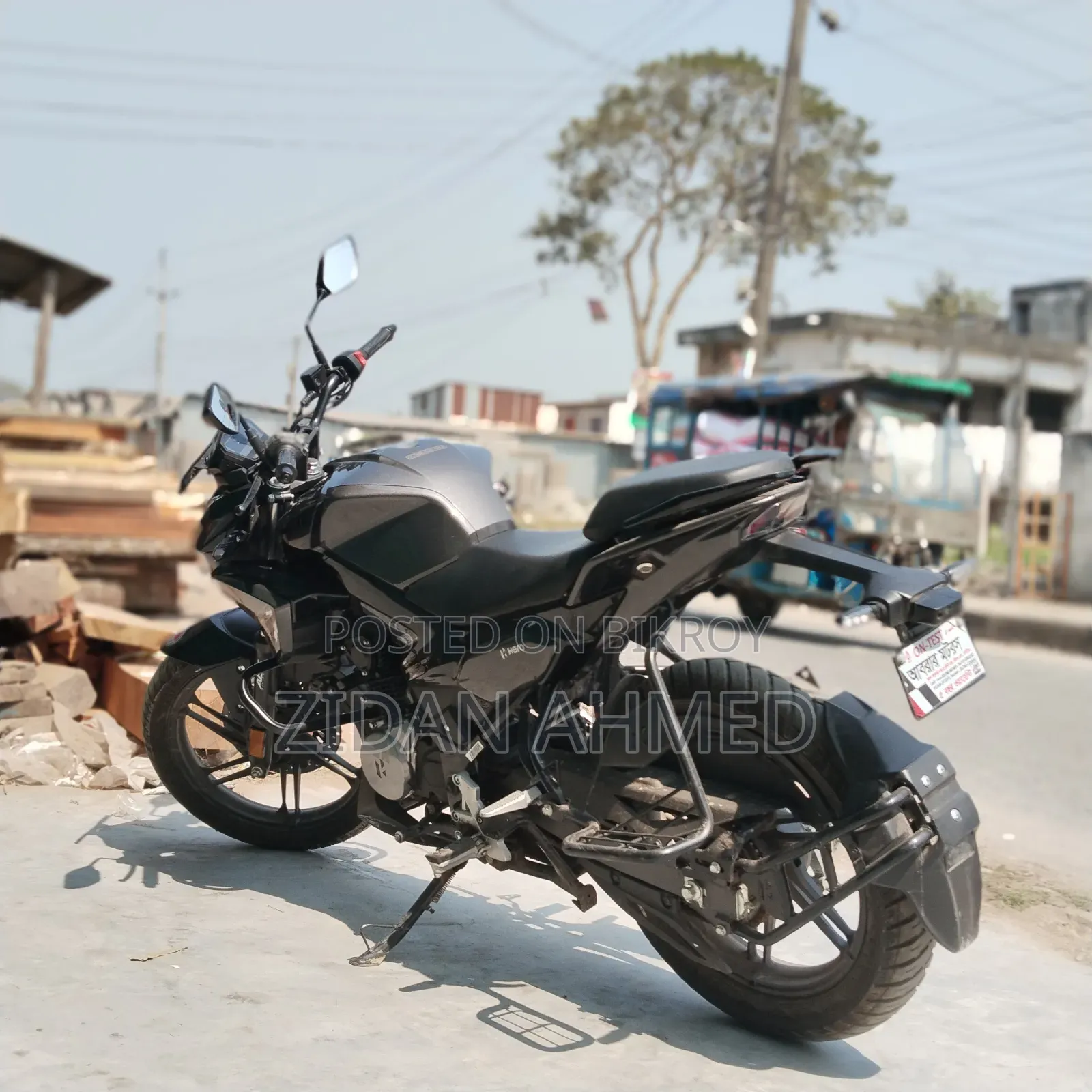 Hero Xtreme 125R 2025 Black