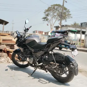 Hero Xtreme 125R 2025 Black