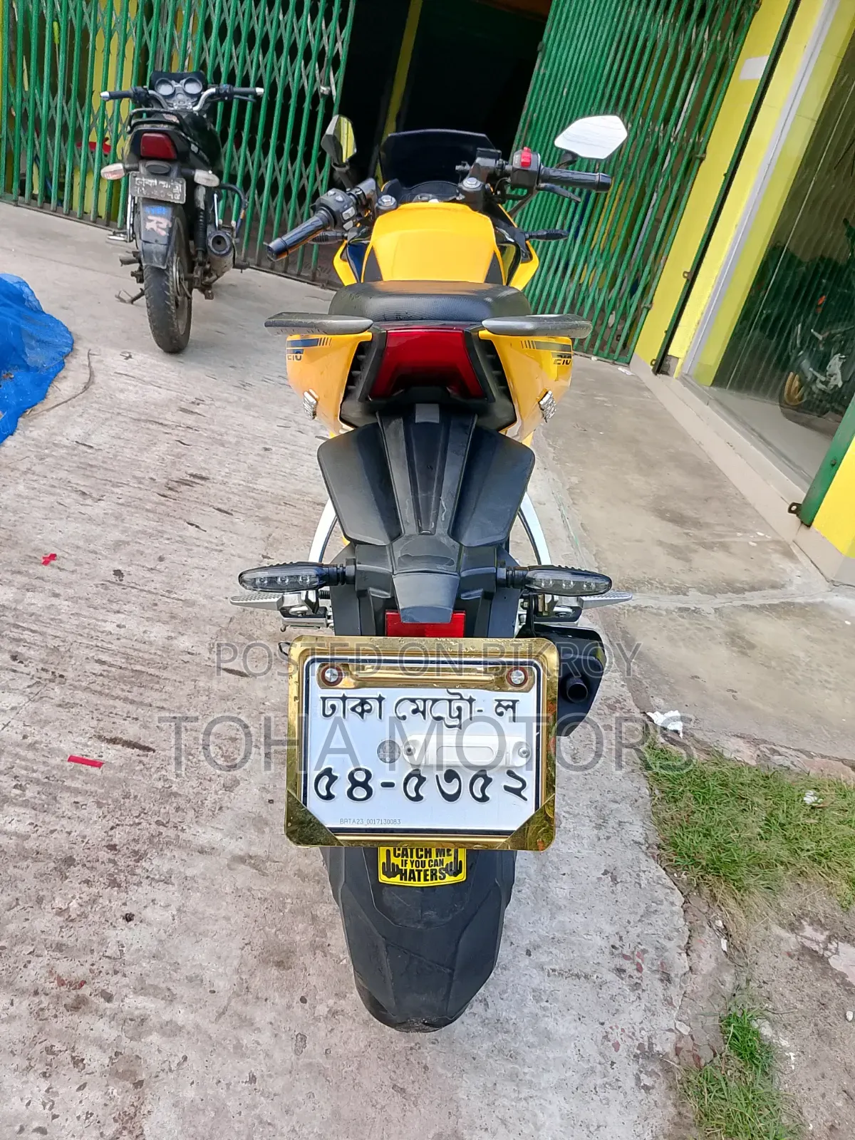 Hero Karizma XMR 210 2024 Yellow