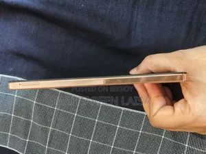 Vivo Y28 8 GB Pink
