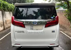 Toyota Alphard 2019 White