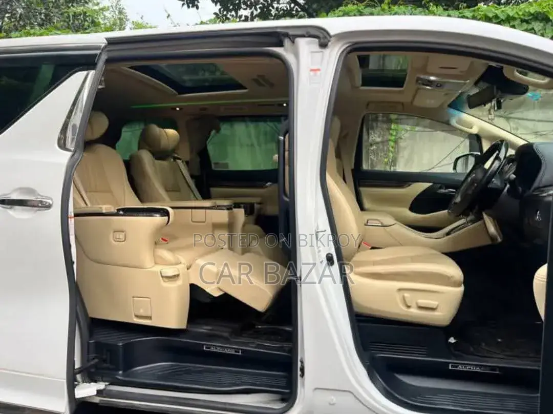 Toyota Alphard 2019 White