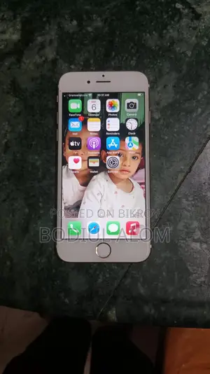 Apple iPhone 6s 32 GB Gold