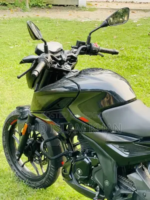 Bajaj Pulsar N160 2024 Black