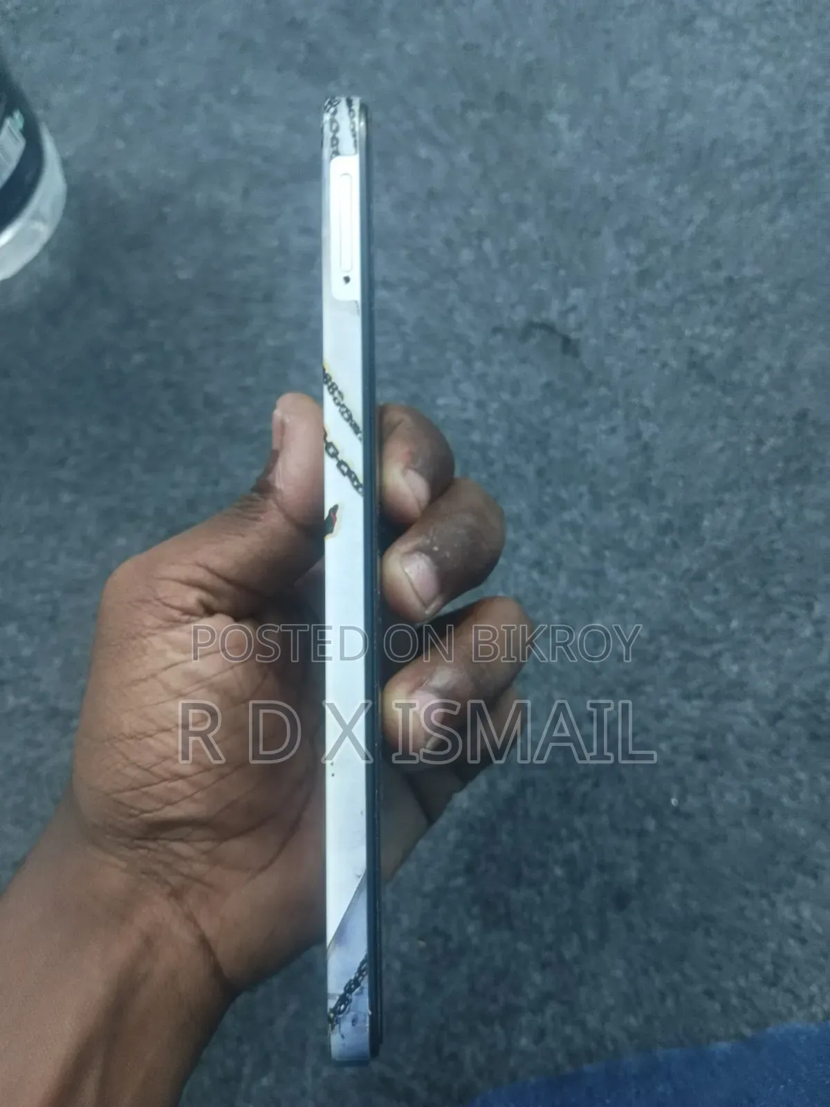 Infinix Hot 60i 128 GB Silver