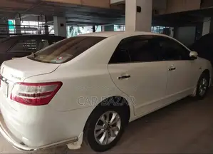Toyota Premio 2014 White