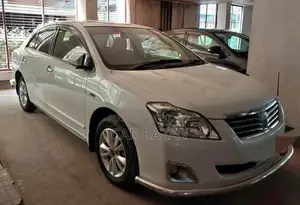 Toyota Premio 2014 White