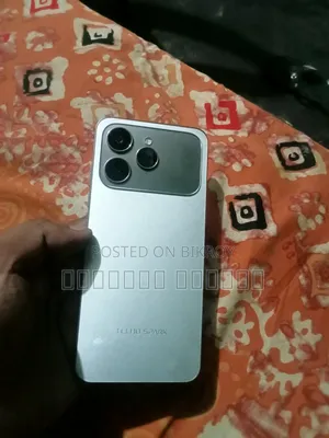 টেকনো স্পার্ক ৪০ ১২৮ জিবি ব্রোঞ্জ