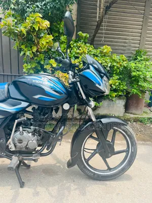 বাজাজ ডিসকভার ১০০ ২০১১ ব্লু