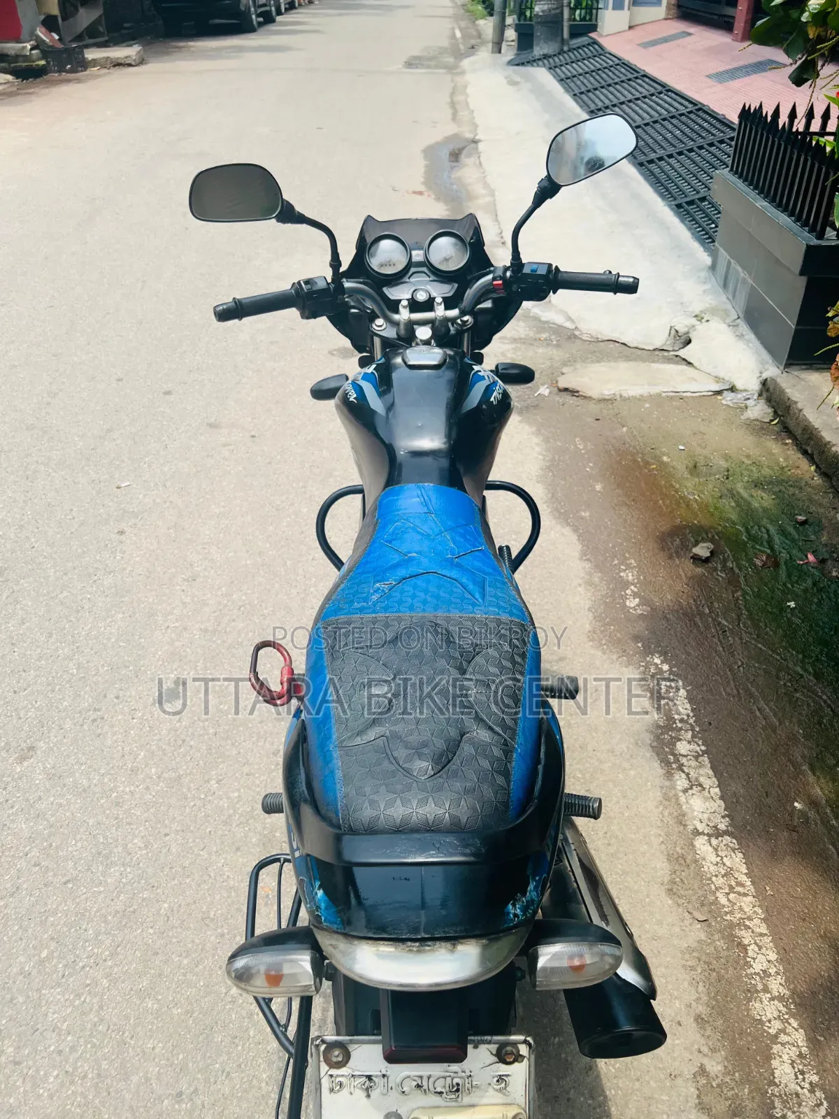 বাজাজ ডিসকভার ১০০ ২০১১ ব্লু
