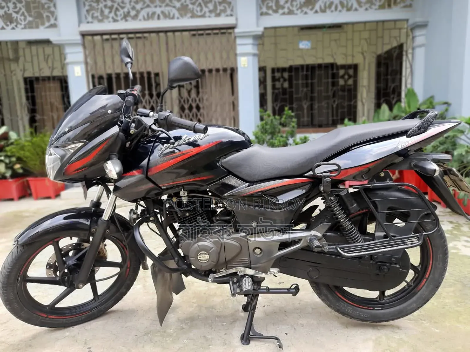 Bajaj Pulsar 150 2018 Black