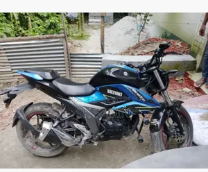 Suzuki Bike 2023 Black