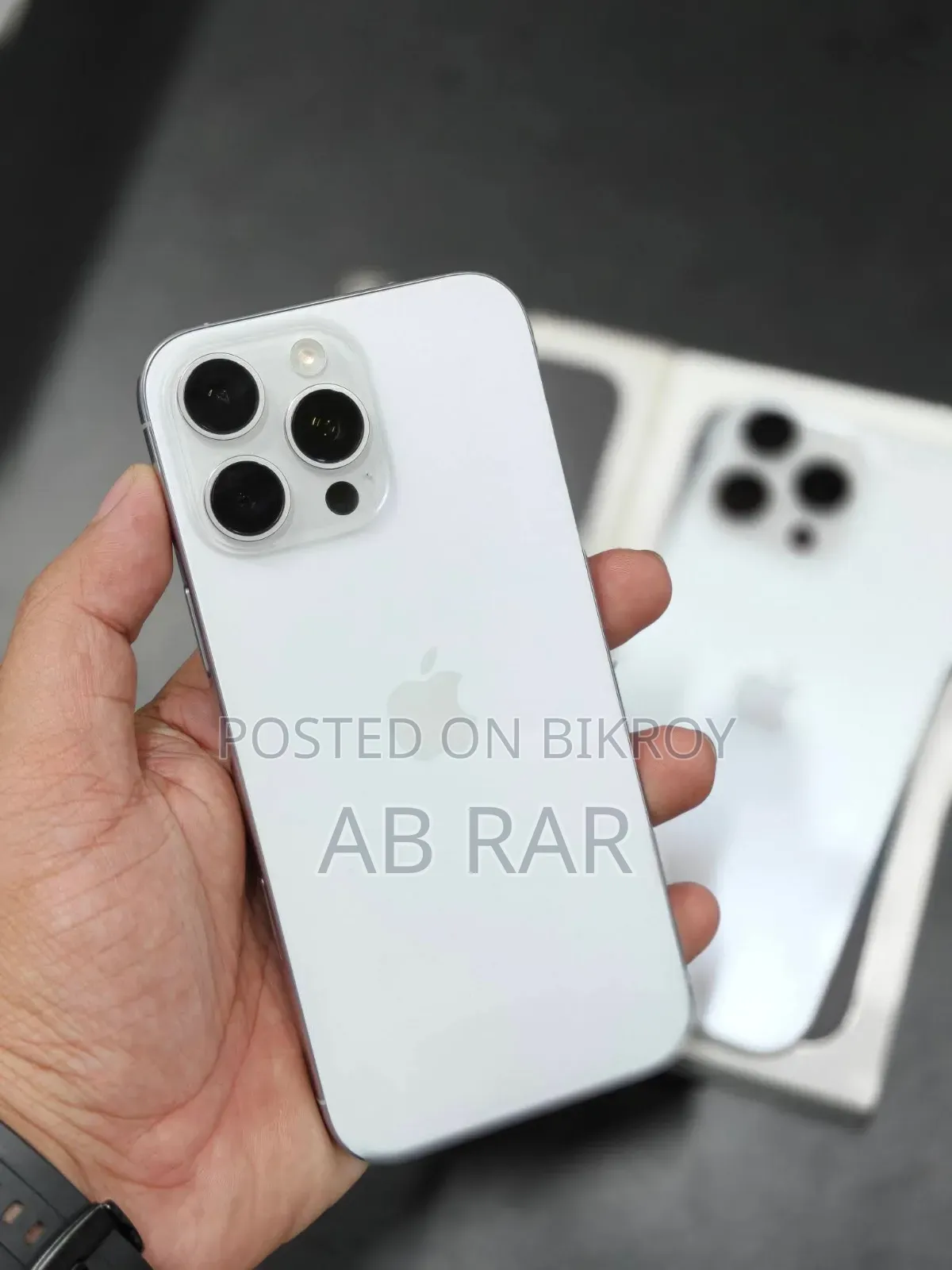 Apple iPhone 16 Pro Max 256 GB White