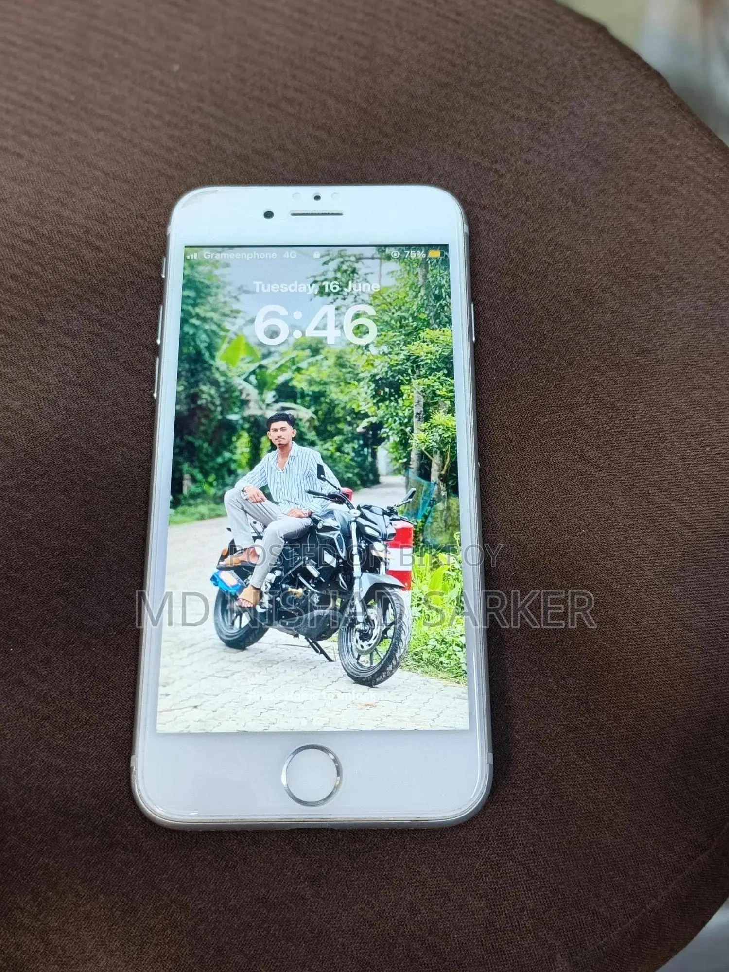 Apple iPhone 8 64 GB White