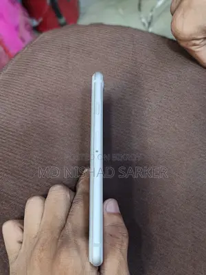 Apple iPhone 8 64 GB White