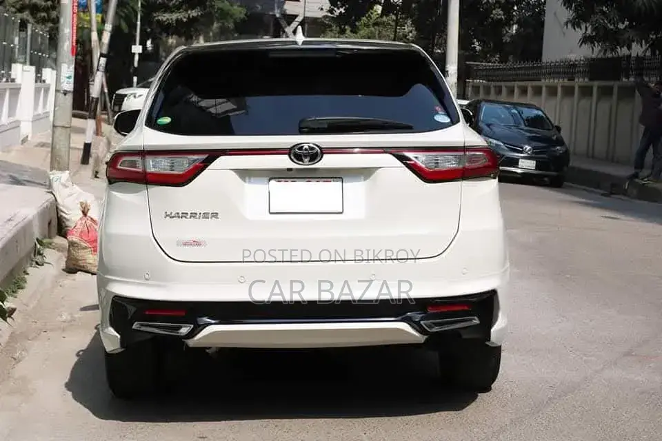 Toyota Harrier 2019 White