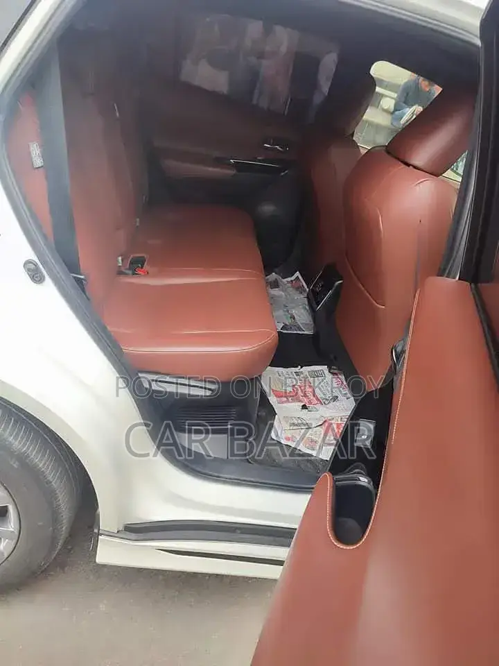 Toyota Harrier 2019 White