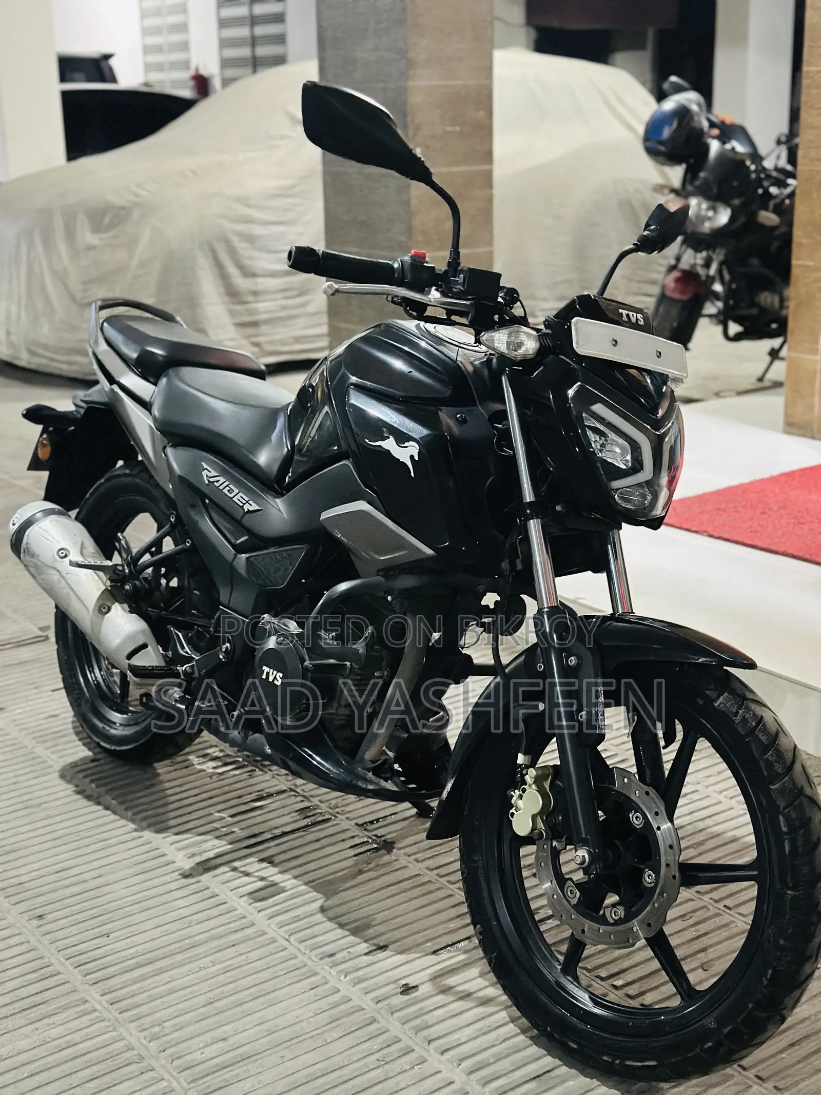 TVS Raider 125 2022 Black