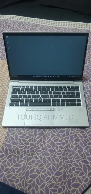 Laptop HP EliteBook 845 G7 16GB AMD Ryzen 5 HDD 256GB