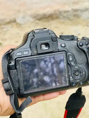 Canon 600d With Zoom Lens 75-300