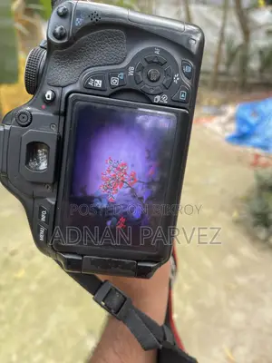Canon 600d With Zoom Lens 75-300