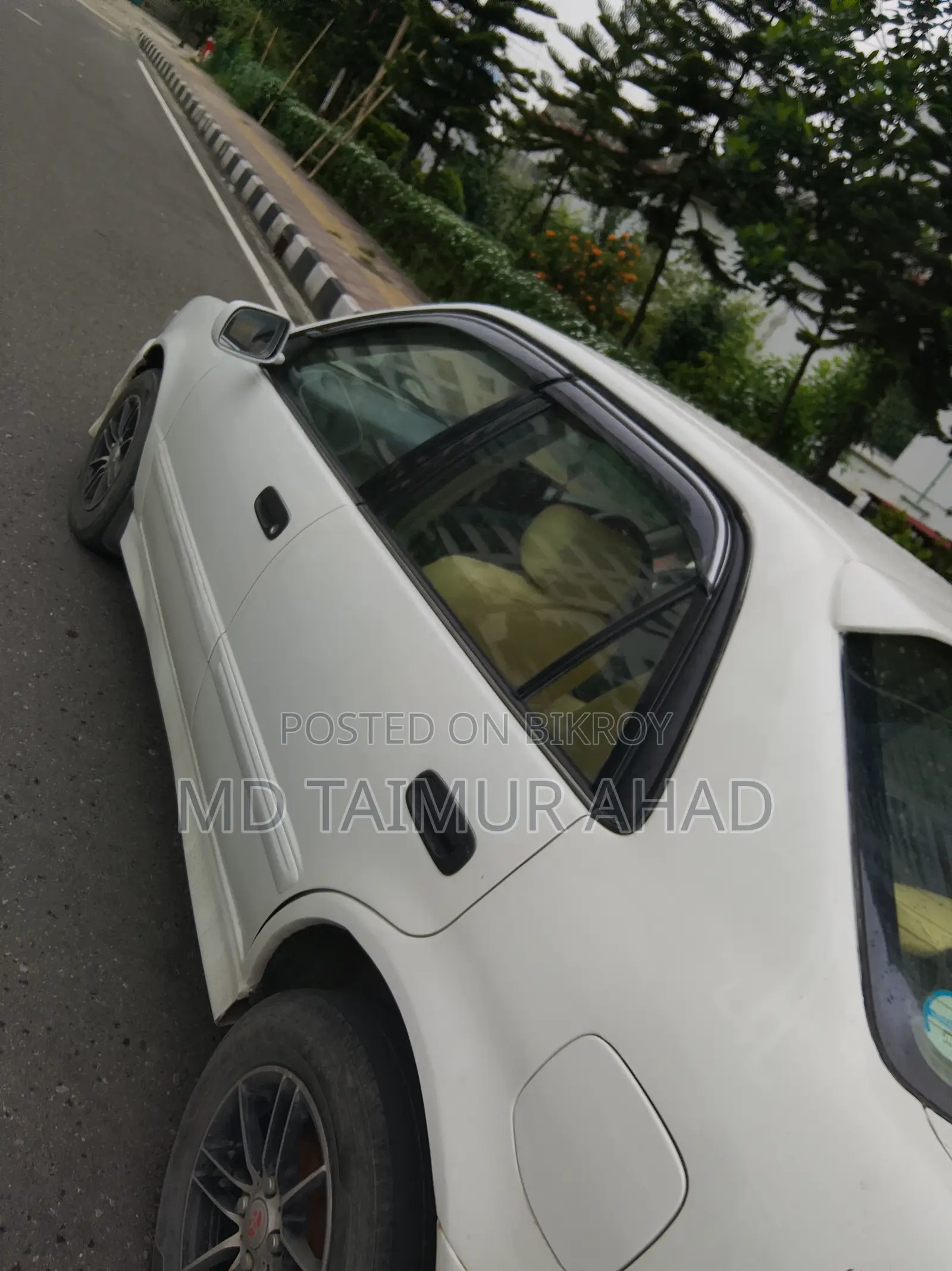 Toyota Corolla Automatic 1999 White