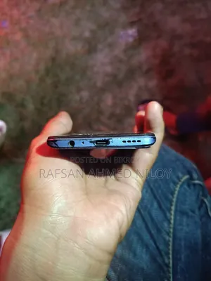 iQOO 128 GB Blue