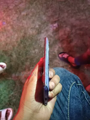 iQOO 128 GB Blue
