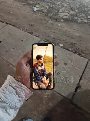 Apple iPhone 11 64 GB White