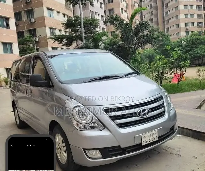 Hyundai H1 2016 Gray