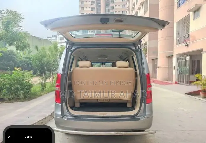 Hyundai H1 2016 Gray