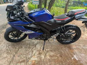 Yamaha R15 V3 2022 Blue