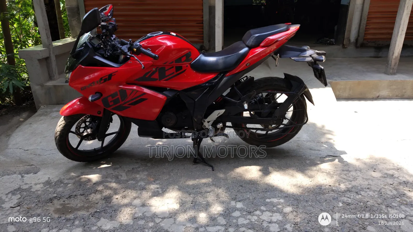 Suzuki Gixxer SF 2022 Red