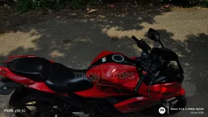 Suzuki Gixxer SF 2022 Red