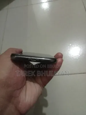 Apple iPhone XS 64 GB Black