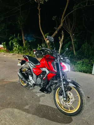 Yamaha FZ 2025 Red