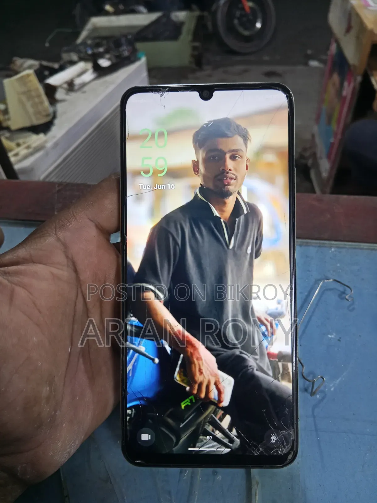 Realme C61 128 GB Gold