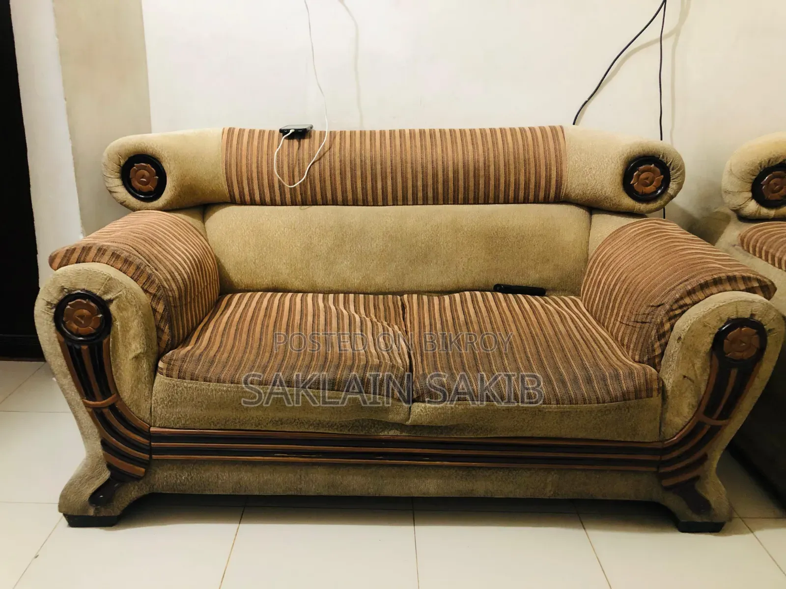 গদি সোফা ২+২+১ (কভার + ৫ বালিশ সহ)
