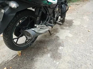 Bajaj Discover 110 2022 কালো