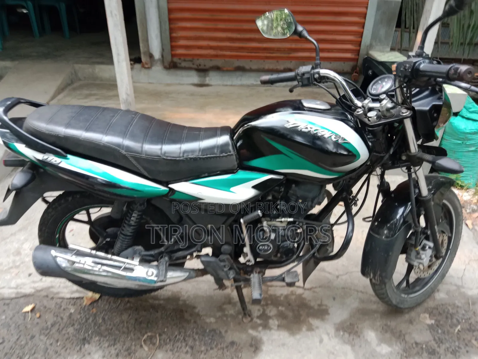 Bajaj Discover 110 2022 কালো