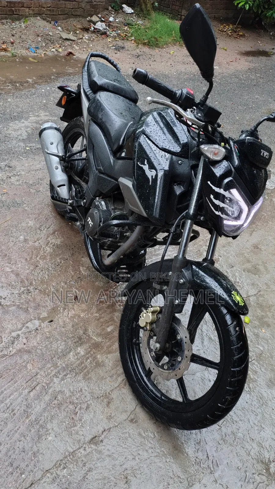 TVS Raider 125 2022 Black