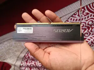 গিগাবাইট অরাস আরজিবি ৮জিবি ডিডিআর৪ ৩৭৩৩ মেগাহার্টজ ডেস্কটপ র‍্যাম