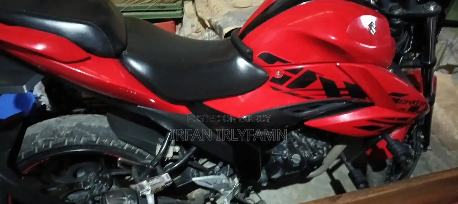 Suzuki Gixxer Fi ABS 2023 Red