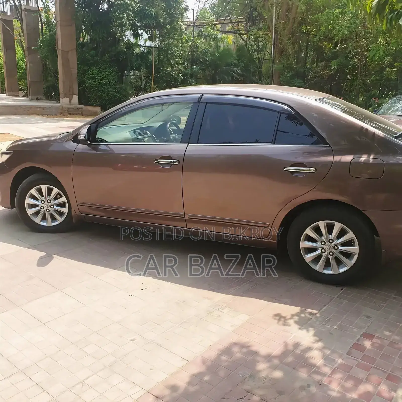 টয়োটা প্রিমিও ২০১৬ ব্রাউন