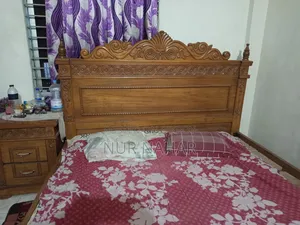 Master Wooden Bed
