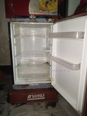 Akai ফ্রিজ ২০০ লিটার (প্রায়)