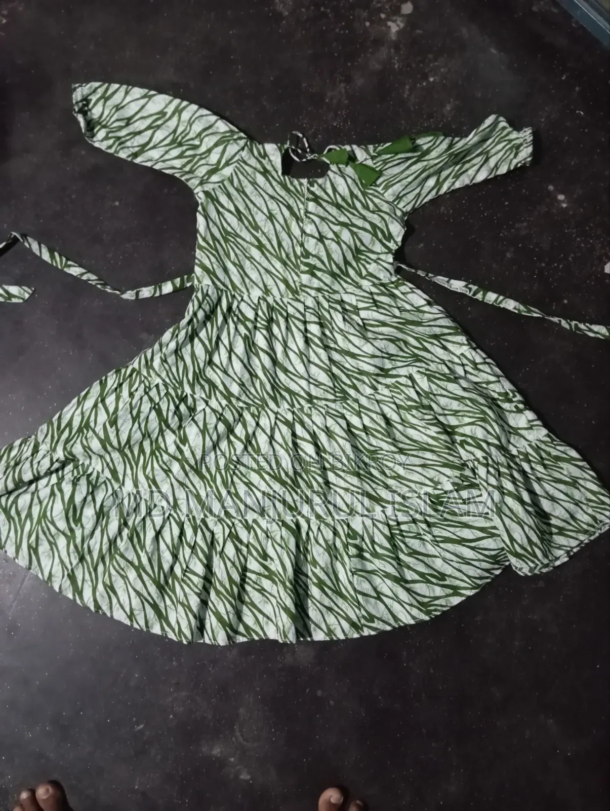 এক্সক্লুসিভ গাউন Available