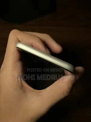 Apple iPhone SE (2020) 64 GB White